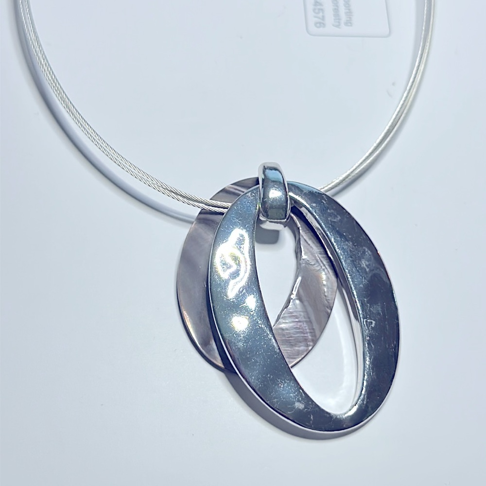 HH Silver Metal Tone Chocker